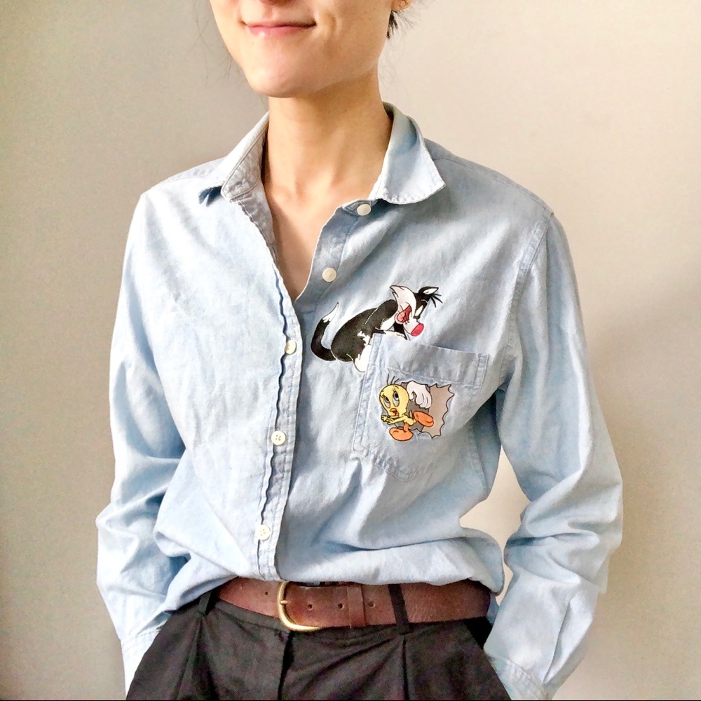 Vintage /retro LOONY TUNES chambray shirt